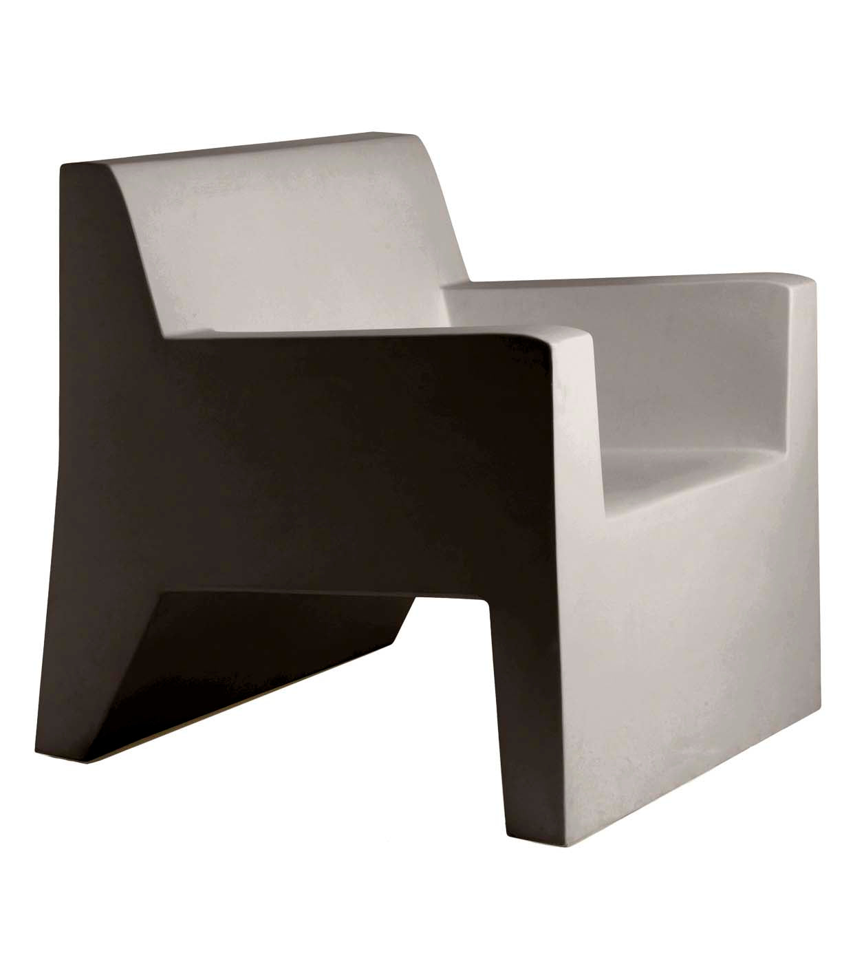 Jut Lounge Chair