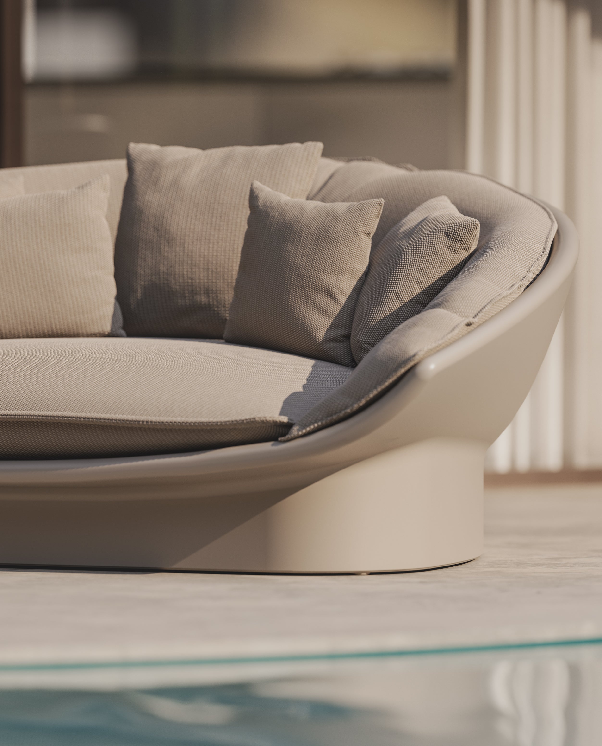 Luna Lounge Chair
