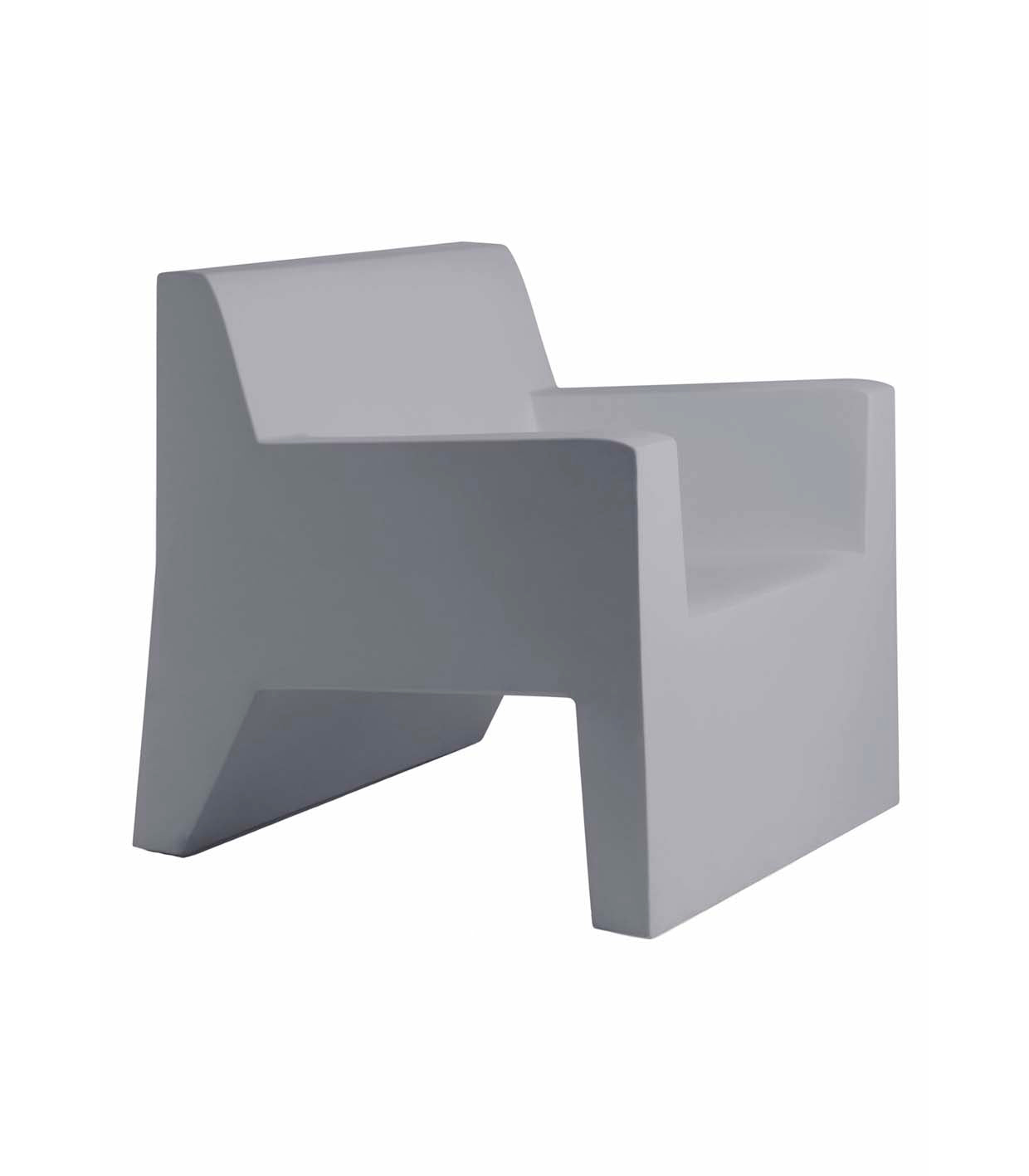Jut Lounge Chair
