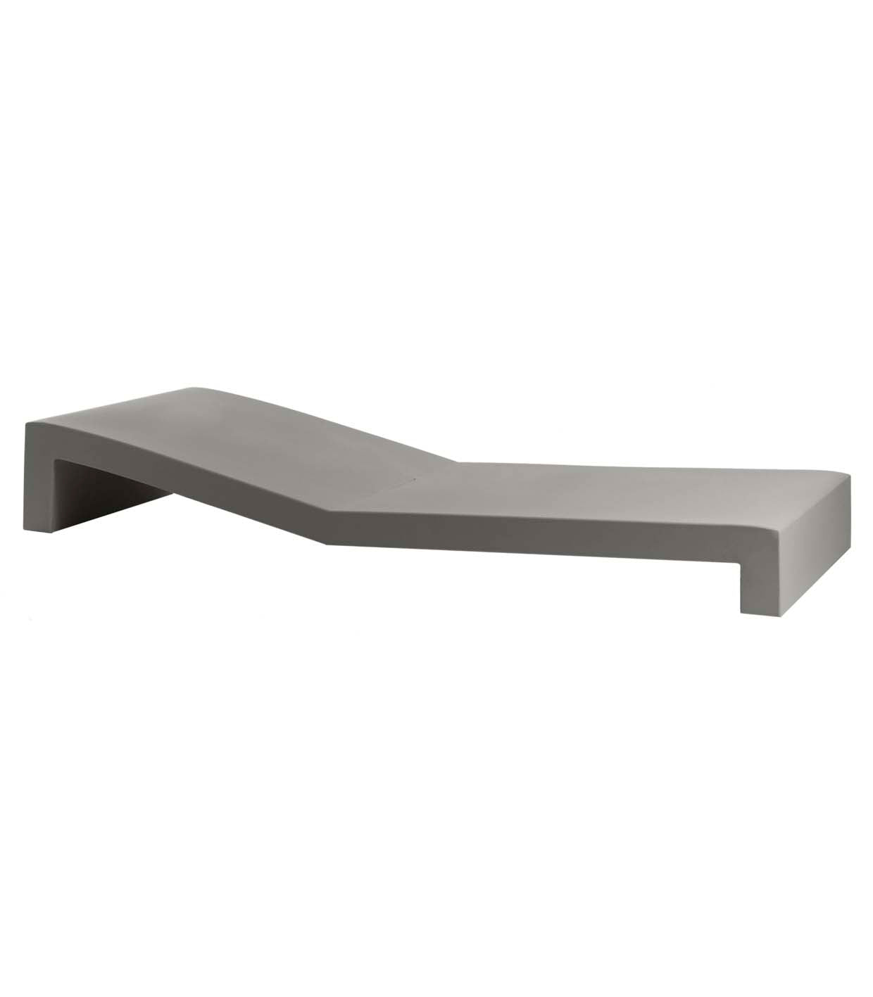 Jut Sun Chaise