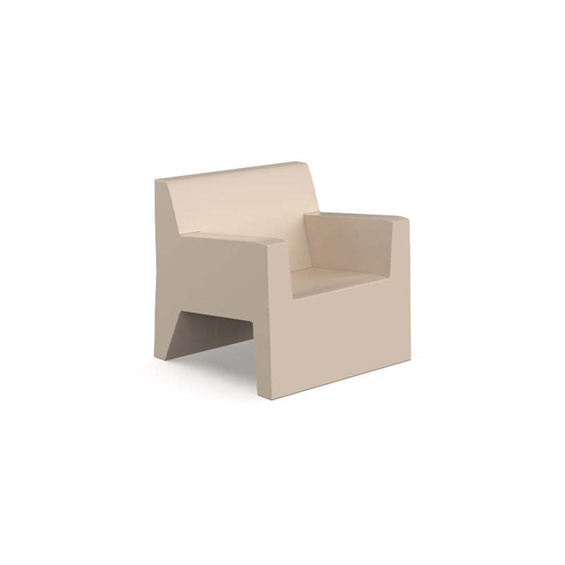 Jut Lounge Chair